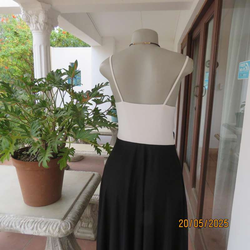 FOSHINI evening strappy dress in black with white sequins and white gathered bust area. Size 36
