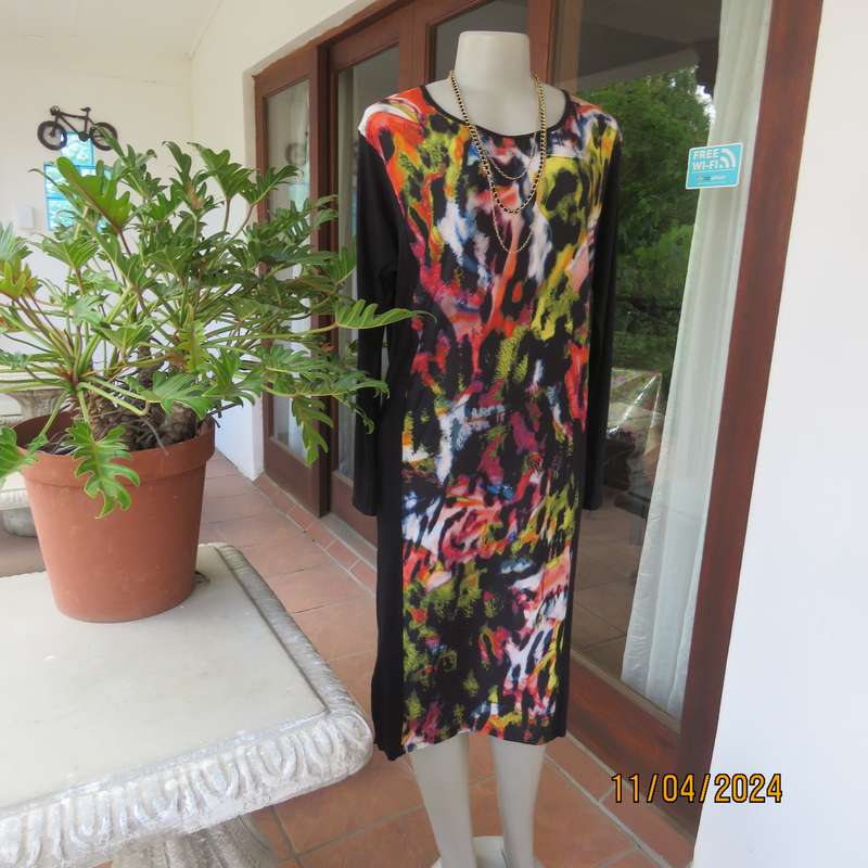 MARIQUE YSSEL ankle length black viscose stretch dress with poly stretch contrast inlay. Size 34.