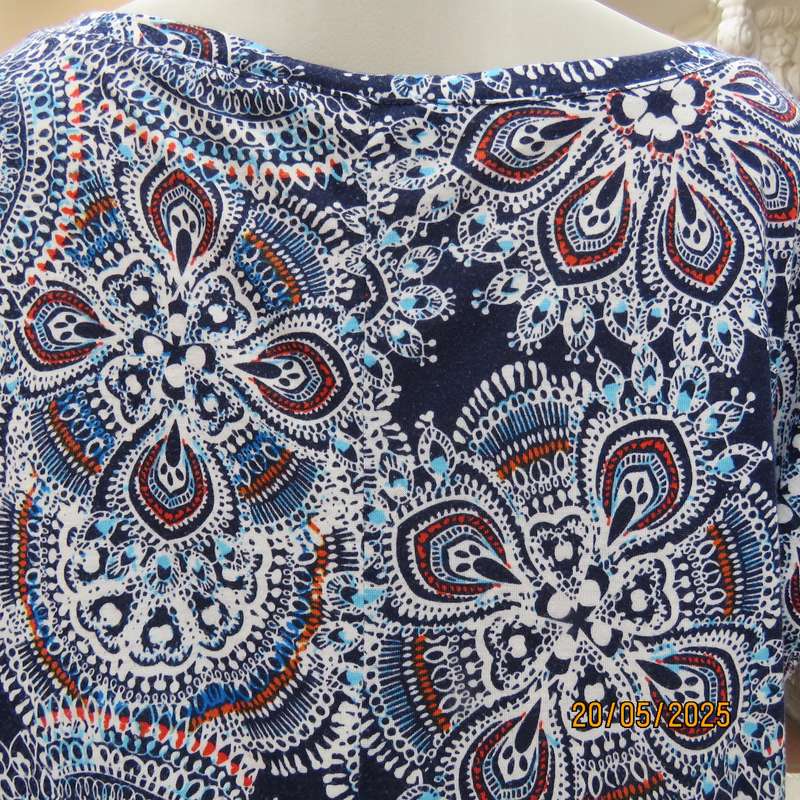Slip over navy-white-blue bo-ho pattern polyester stretch top size 44.