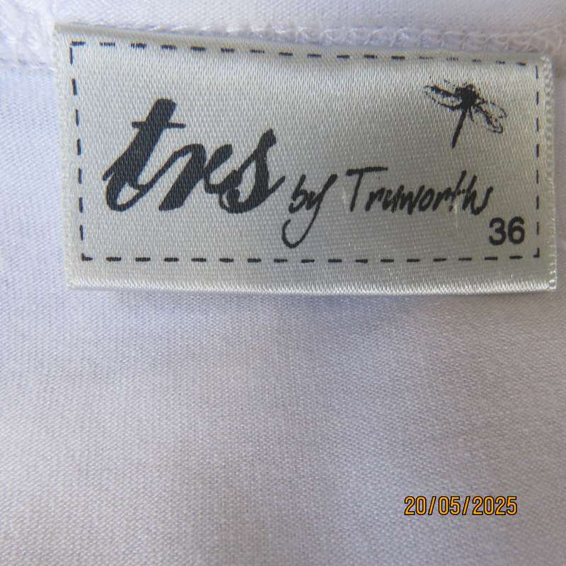 TRUWORTHS cool white sleeveless top with red-blue geometric print. Size 36.