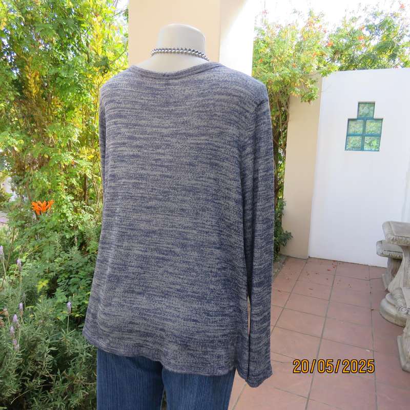 WOOLWORTHS navy-grey slip over long sleeve high-low top. Size 40. Rayon-poly stretch