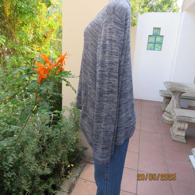 WOOLWORTHS navy-grey slip over long sleeve high-low top. Size 40. Rayon-poly stretch