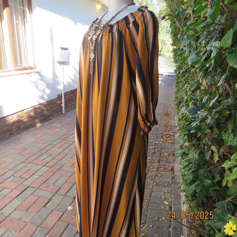 INSPIRE off the shoulder vertical striped viscose ankle length dress in navy-gold-cream. Size 44