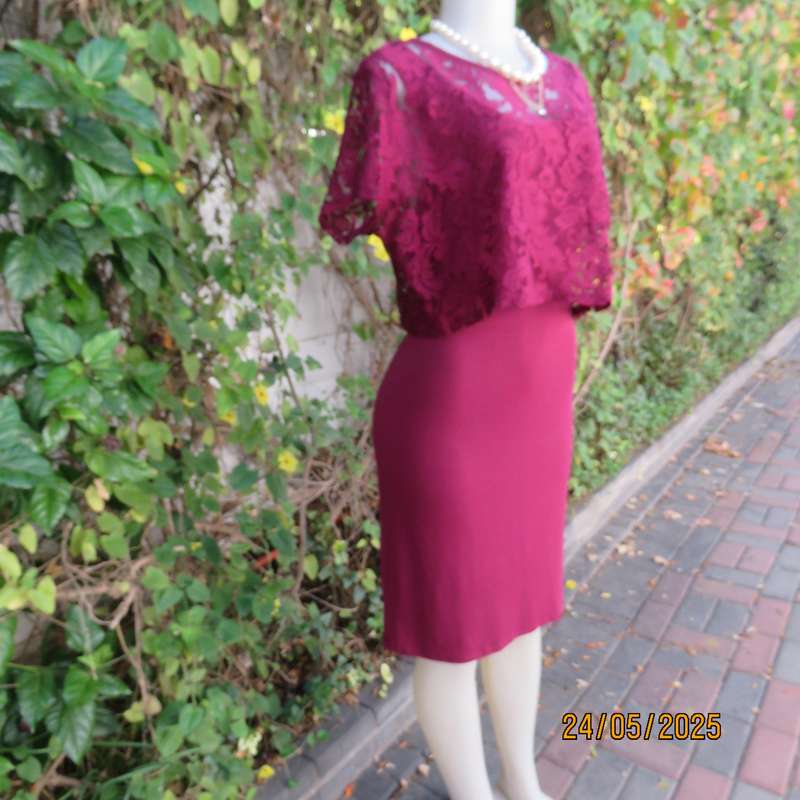 Maroon stretch polyester bodycon slip over dress with acrylic lace top overlay. Size 38