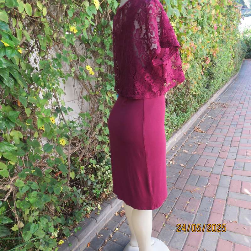 Maroon stretch polyester bodycon slip over dress with acrylic lace top overlay. Size 38