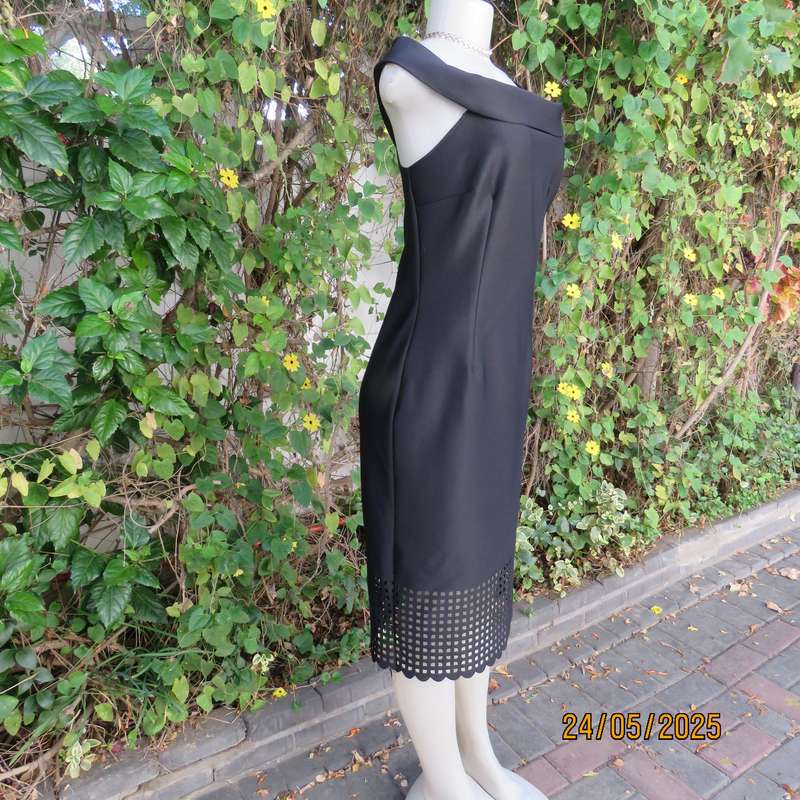FOSHINI sleek black heavy stretch polyester sleeveless dress. Foldover neckline. Size 36