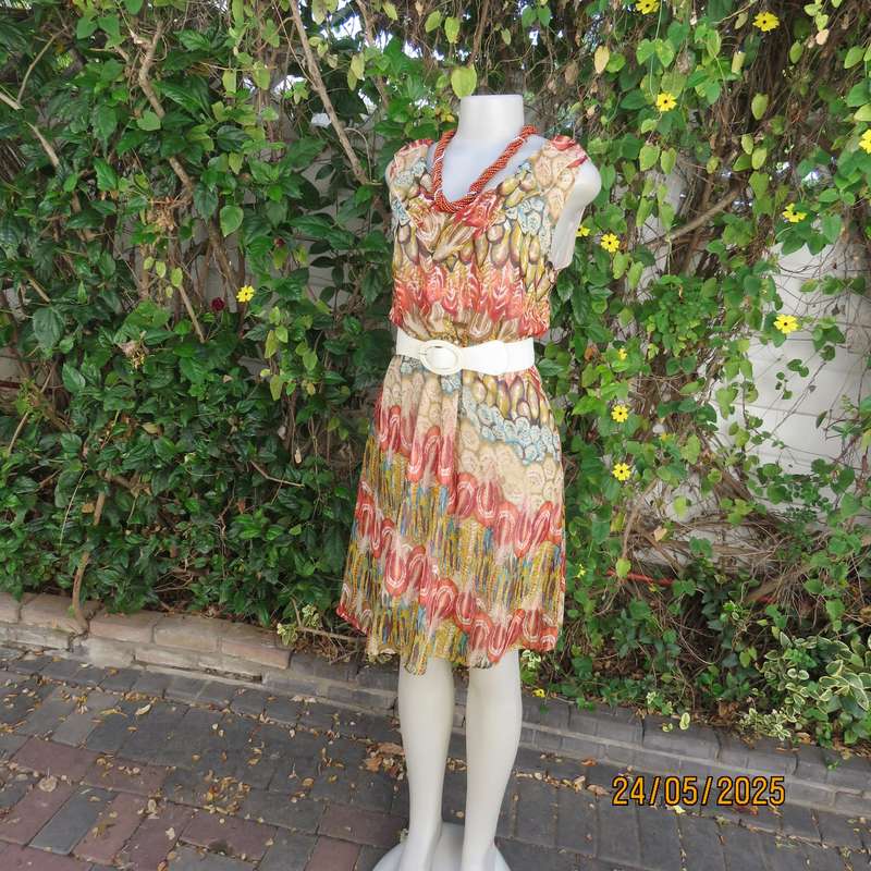 Cool colourful sleeveless dress with frilled V neckline. Size 37. Lined. Elasticated waist.
