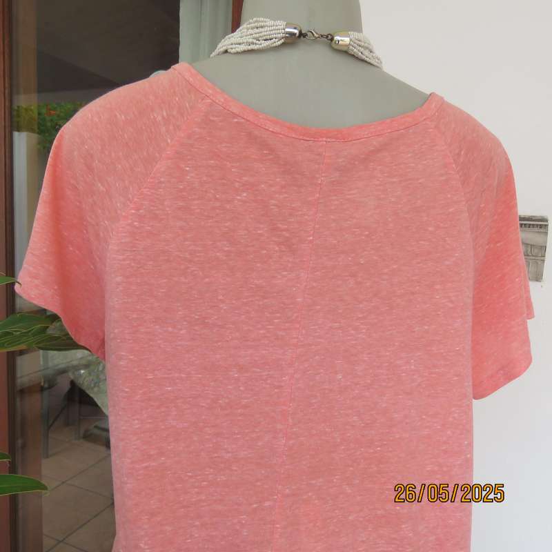 FASHION EXPRESS size 36 coral colour stretch polycotton-rayon short sleeve top.