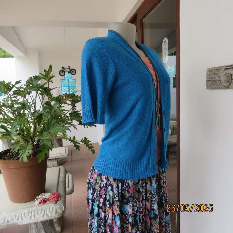 FOSHINI jade blue short sleeve button down cardigan in cotton-acrylic yarn. Size 32
