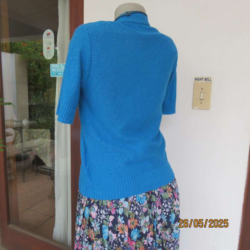 FOSHINI jade blue short sleeve button down cardigan in cotton-acrylic yarn. Size 32