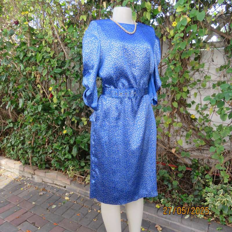 TOPICS as new special occasion royal blue-gold patterned size 40 dress with original belt.
