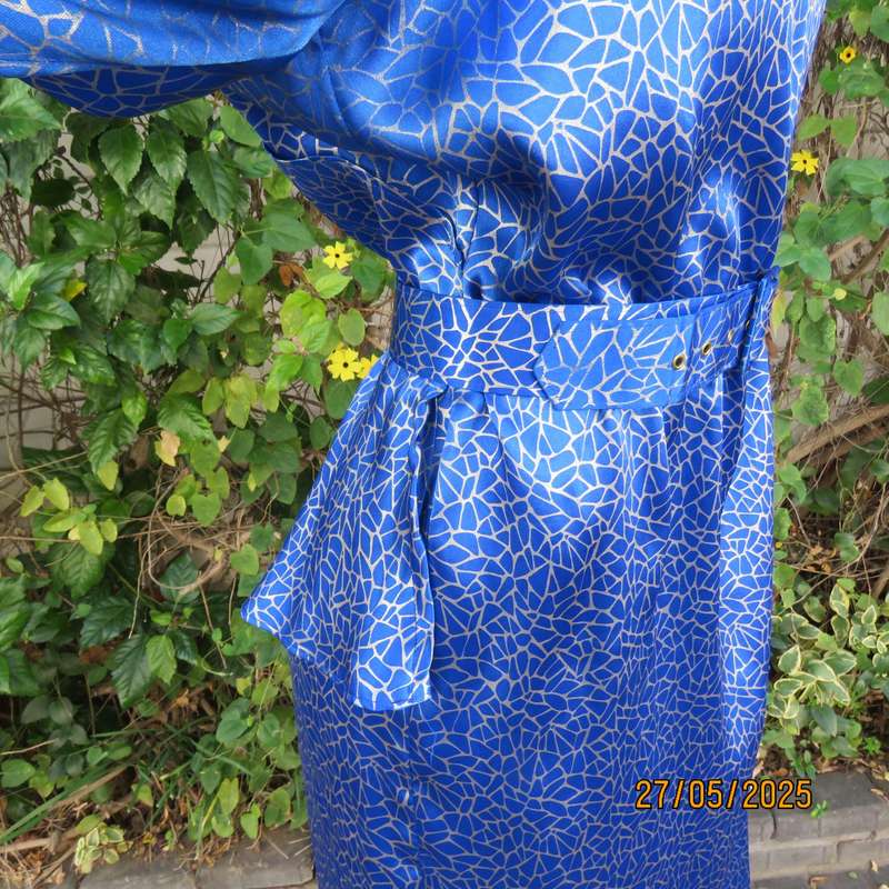 TOPICS as new special occasion royal blue-gold patterned size 40 dress with original belt.