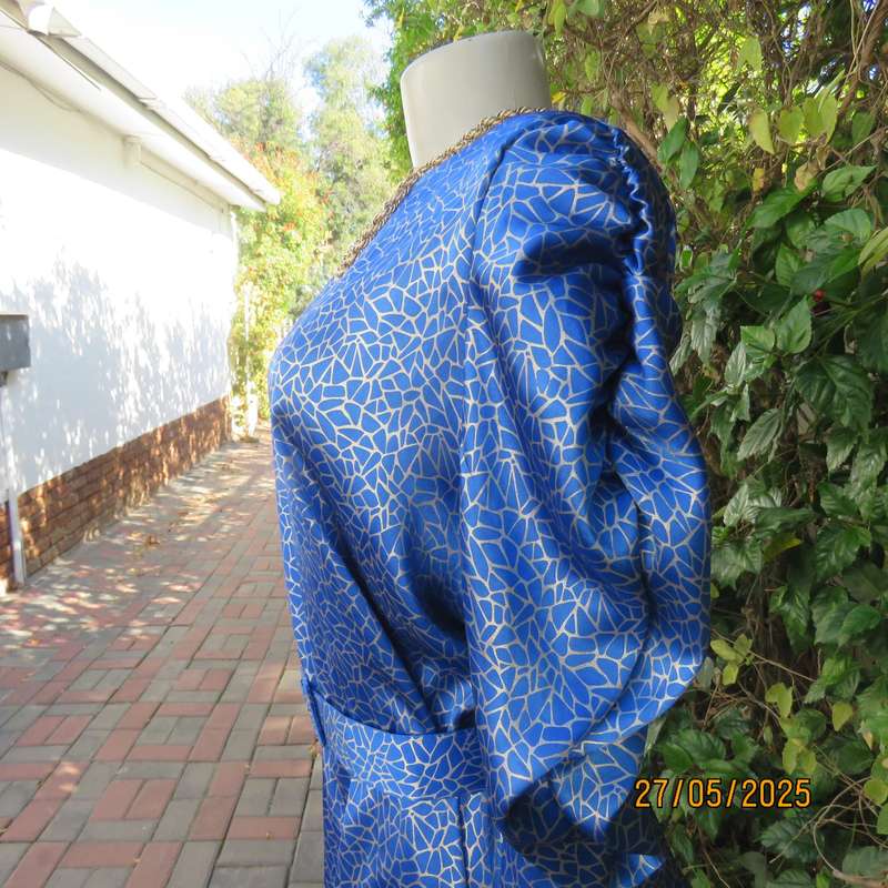 TOPICS as new special occasion royal blue-gold patterned size 40 dress with original belt.