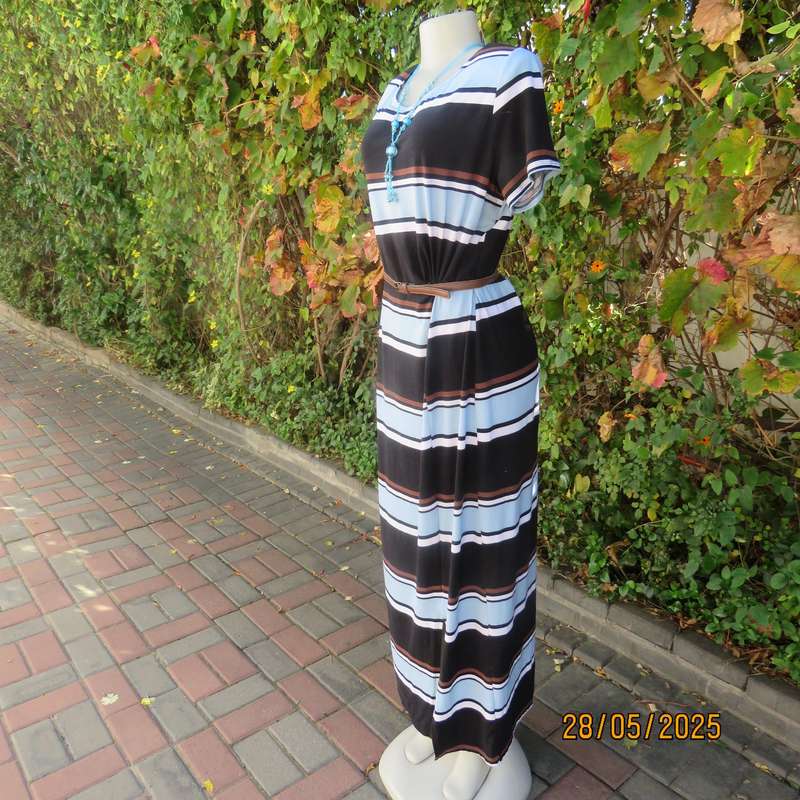 EXACT horizontal striped slip over stretch polyester dress in black-white-brown-blue. Size 42