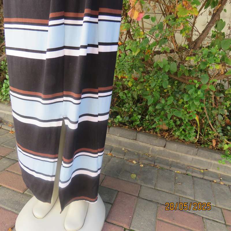 EXACT horizontal striped slip over stretch polyester dress in black-white-brown-blue. Size 42