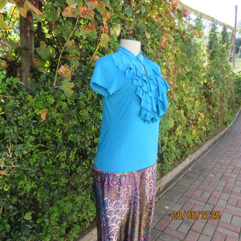 TRUWORTHS jade stretch polyester top with triple ruffled bib. High neck. Size 36
