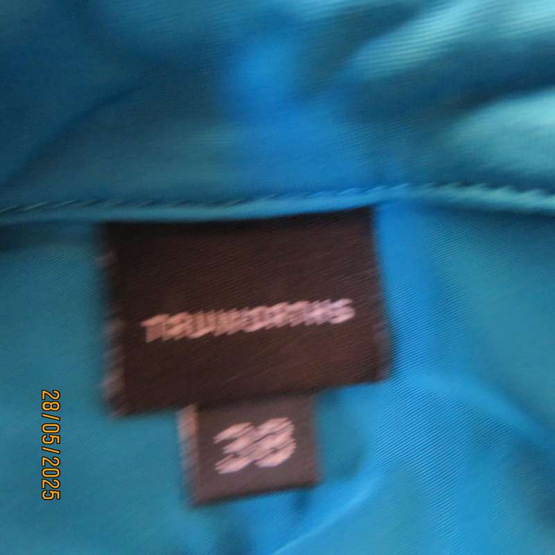 TRUWORTHS jade stretch polyester top with triple ruffled bib. High neck. Size 36