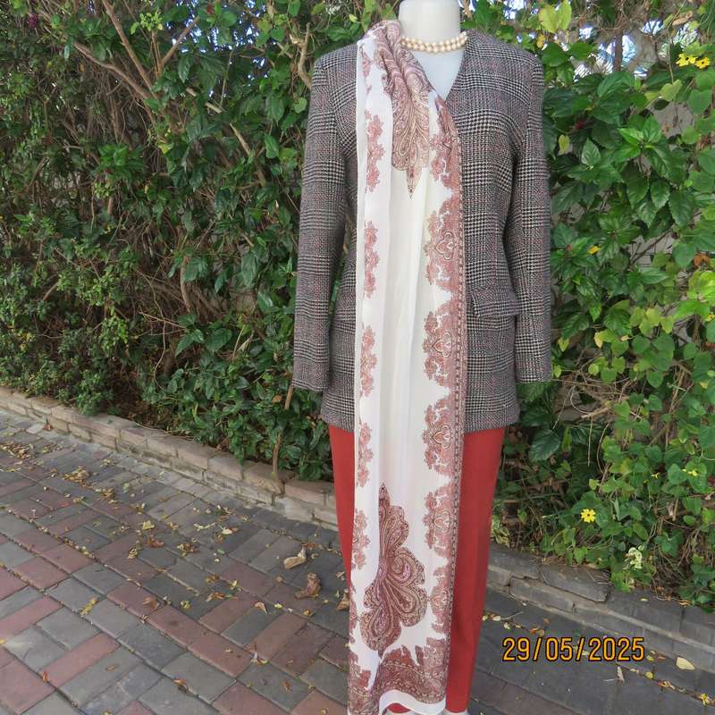 Baroque printed rich cream 50cm x 150cm sheer polyester scarf. New item
