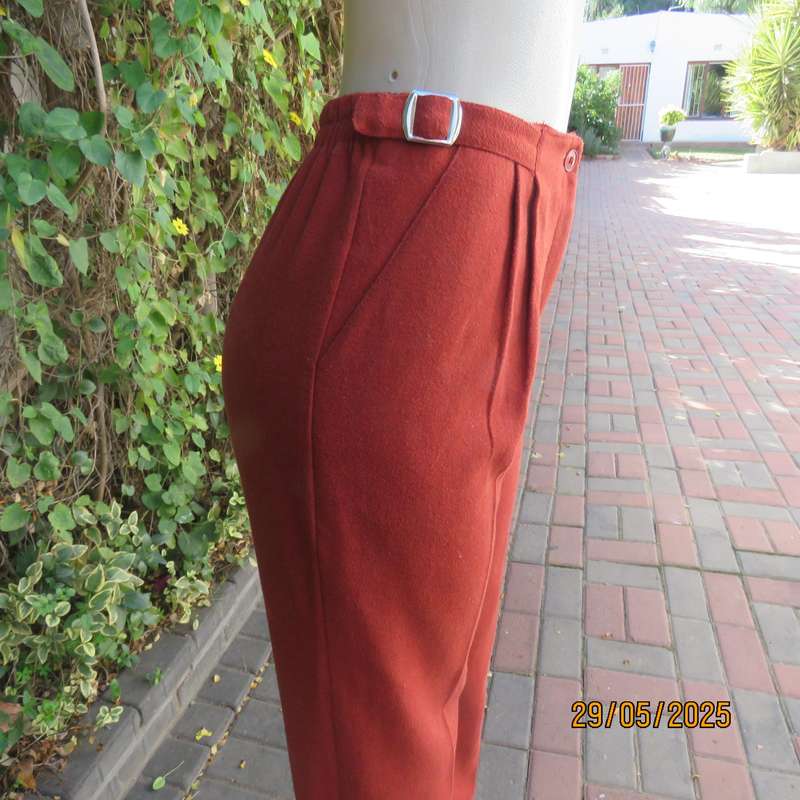 SPORTS CAR high quality rust colour tapered leg warm wash and care pants. Size 12
