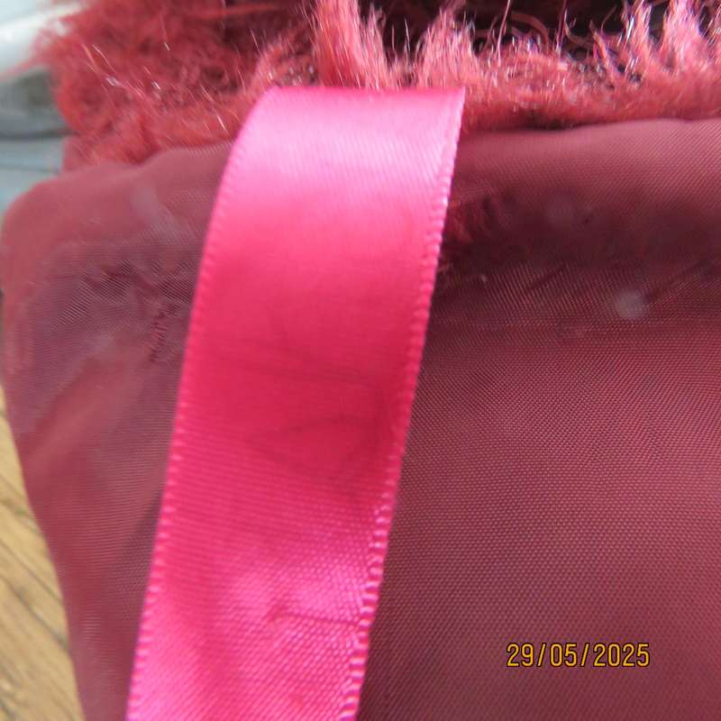 Burgundy faux fur polyester waistcoat with lining. Size 30 to 32. As new