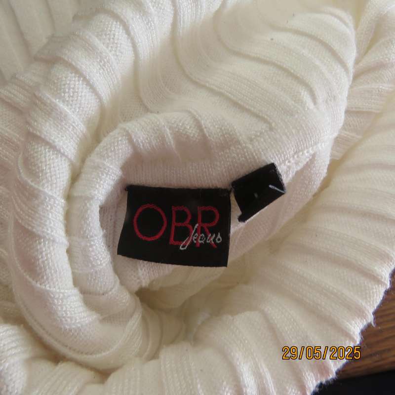 OBR light cream acrylic-cotton rib knit pullover jumper. Poloneck. Size 40