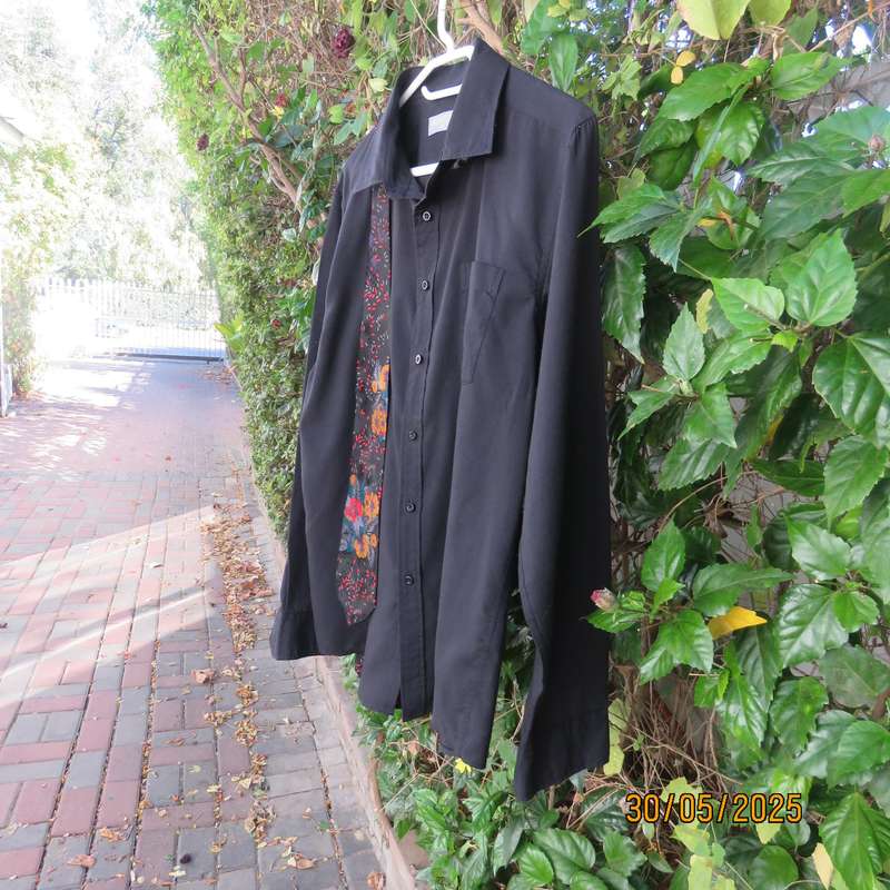 BRENTONI ebony black long sleeve men's shirt size Medium. Free Rapallo tie.
