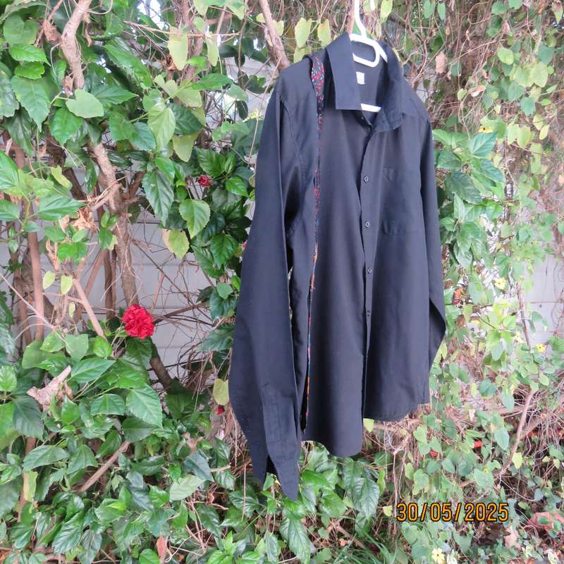 BRENTONI ebony black long sleeve men's shirt size Medium. Free Rapallo tie.