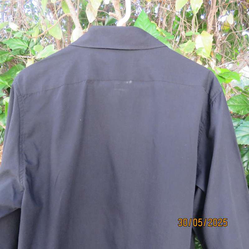 BRENTONI ebony black long sleeve men's shirt size Medium. Free Rapallo tie.