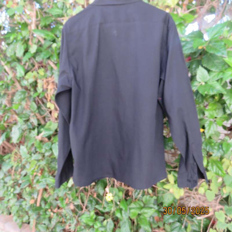 BRENTONI ebony black long sleeve men's shirt size Medium. Free Rapallo tie.