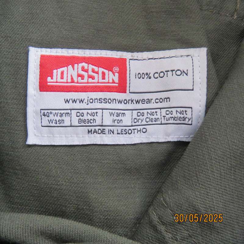 JONNSON juniper green heavy 100% cotton size 42 shorts. Never worn.