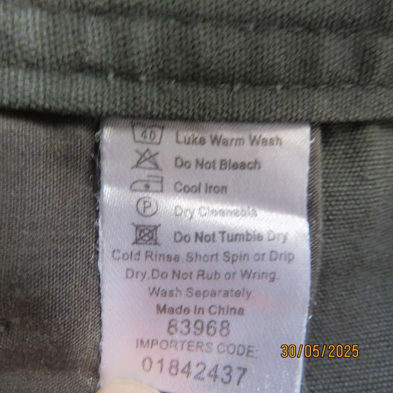 JEEP juniper green heavy cotton shorts size 42. With 4 pockets. As new