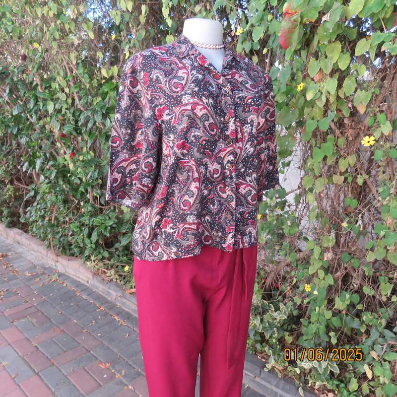 TRUWORTHS paisley pattern cropped button down top-open collar. Viscose. Size 36