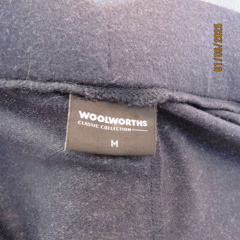 WOOLWORTHS warm ankle length navy poly-rayon stretch skirt size 42. Elasticated waist.