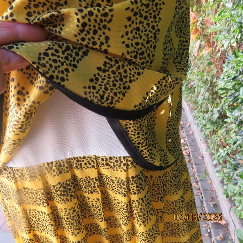 CHARLOTTE vintage size 38 honey yellow dress with black stripe patterns. 2 pieces.