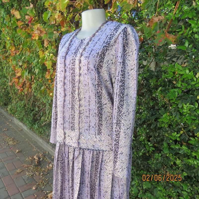 NUVELLE by Rosecraft dropped waist vintage polycotton stretch size 42 dress.