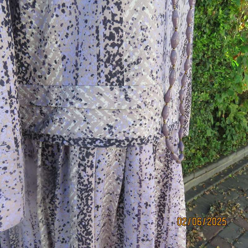 NUVELLE by Rosecraft dropped waist vintage polycotton stretch size 42 dress.