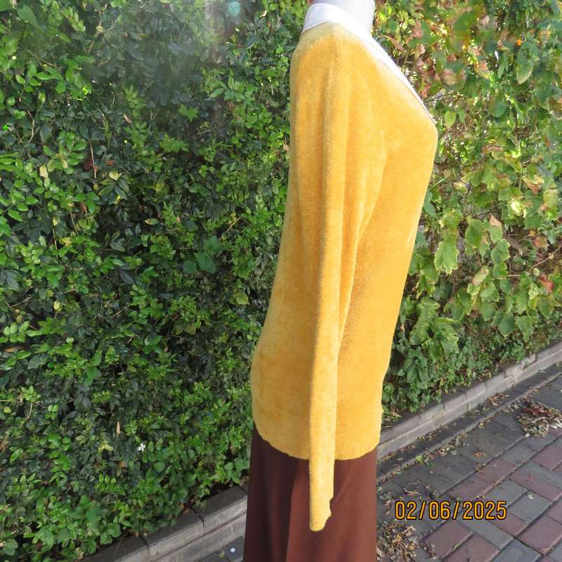 OBR honey yellow warm nylon yarn knitted long sleeve V neck pullover sweater size 42