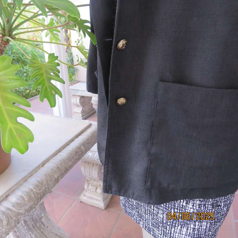 HABITS long sleeve jacket in textured polyester size 40. Large front pockets.