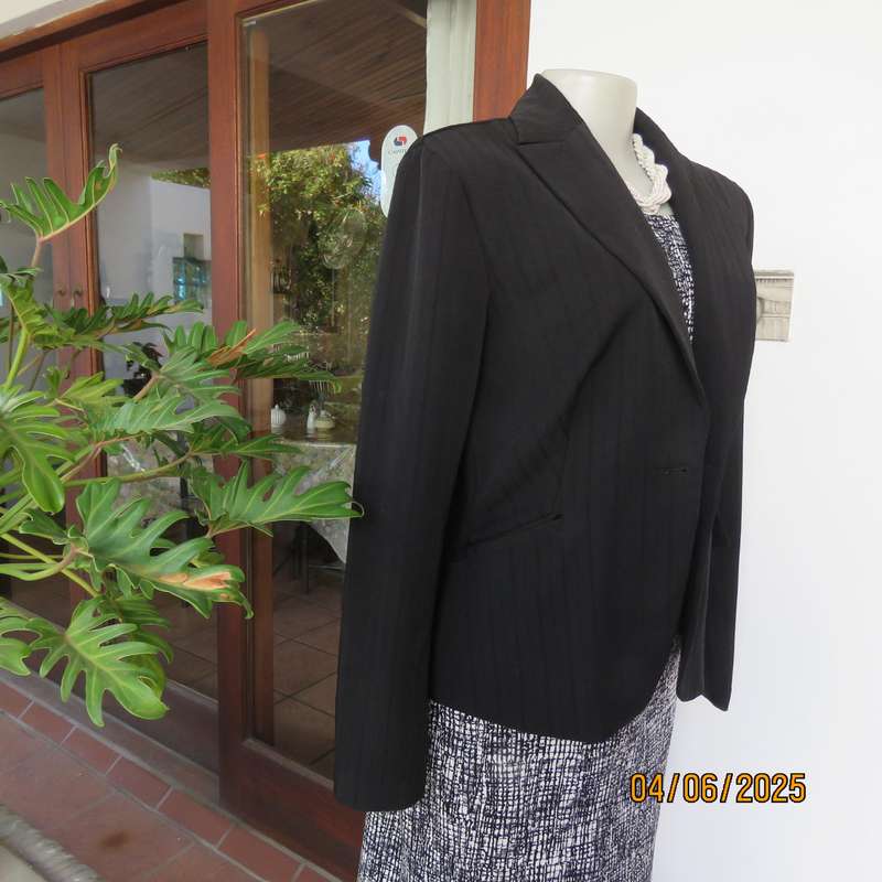 KELSO black size 36 partly lined striped embossed stretch polyester long sleeve jacket.
