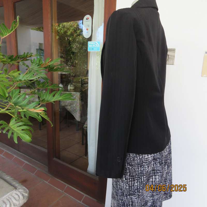 KELSO black size 36 partly lined striped embossed stretch polyester long sleeve jacket.