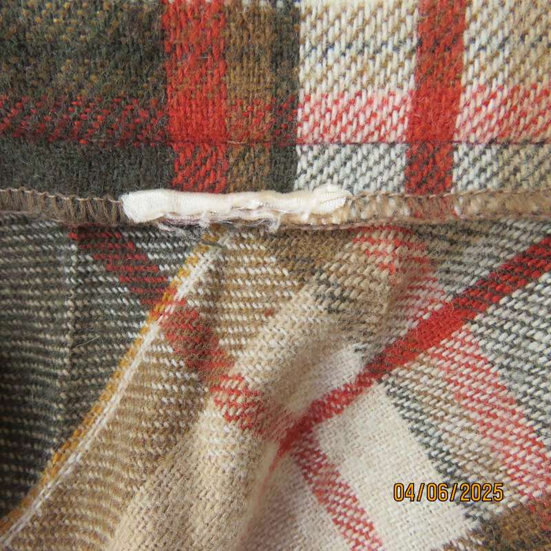 Vintage permanent pleated warm check autumn colour skirt size 34. As new