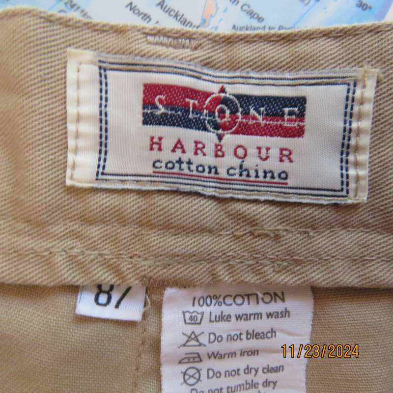 STONE HARBOUR  men's dark khaki chino shorts size 34.Two side pockets.One at back.100%.cotton.As new