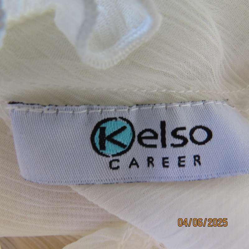 KELSO light cream crinkled polyester blouson style top. Wide elasticated neckline Size 40
