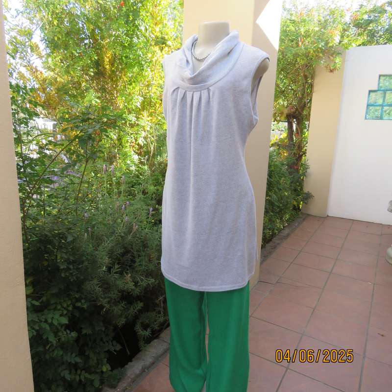 Soft stretch poly knit silvergrey long top with wide fold over collar. Size 40