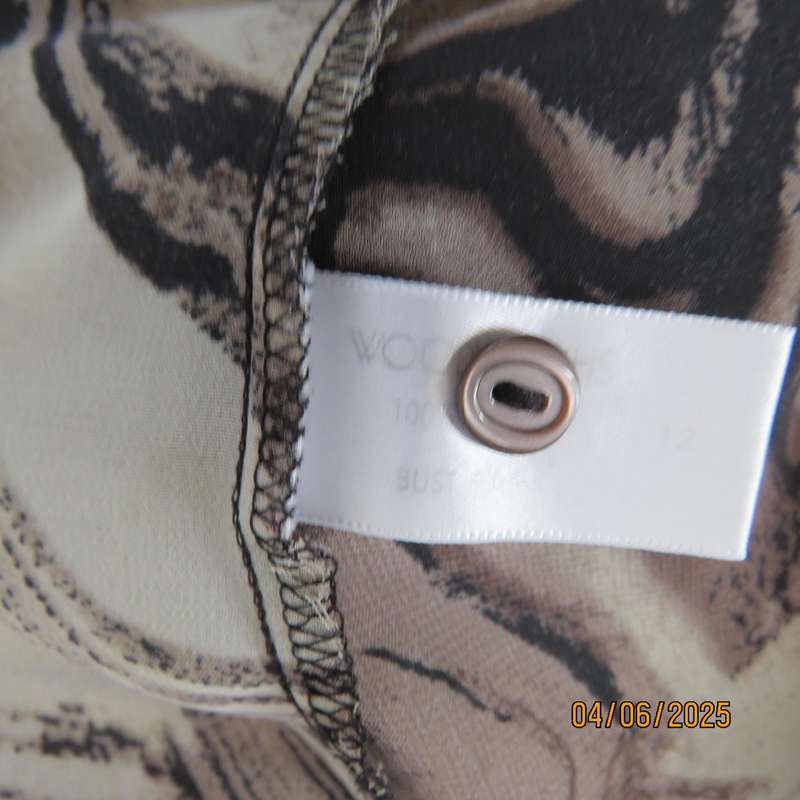 WOOLWORTHS marble patterned long sleeve top in black-beige and browns. Size 36