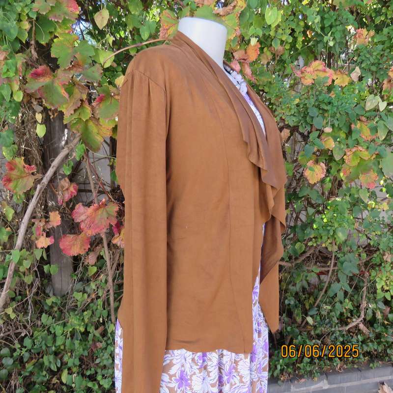 AUDACITY golden brown suede look open waterfall style soft stretch polyester jacket size 40