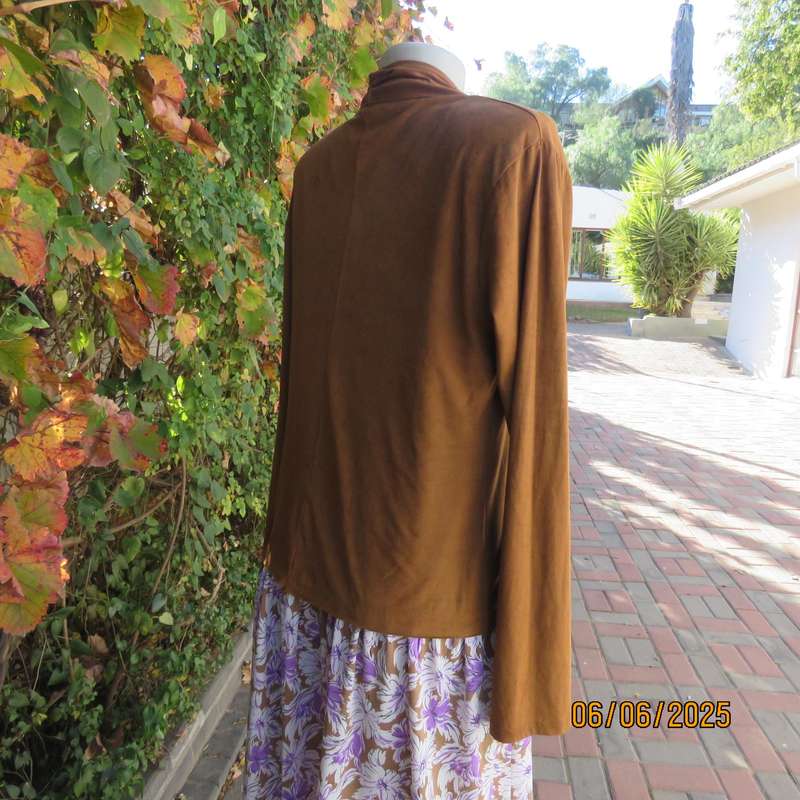 AUDACITY golden brown suede look open waterfall style soft stretch polyester jacket size 40