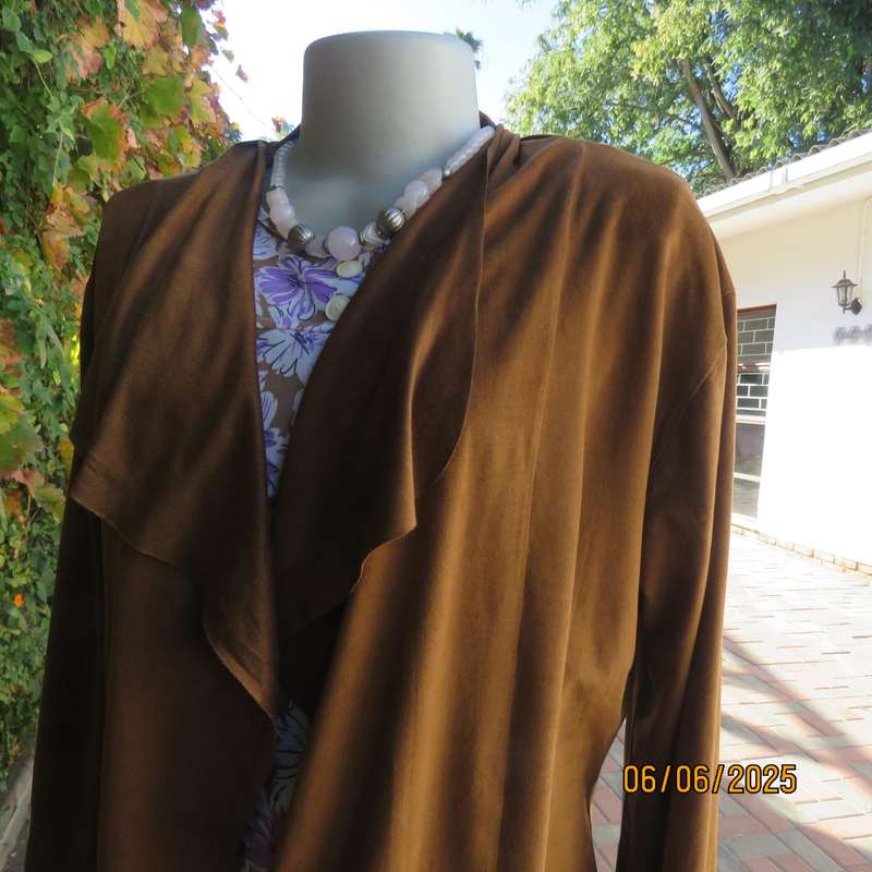 AUDACITY golden brown suede look open waterfall style soft stretch polyester jacket size 40