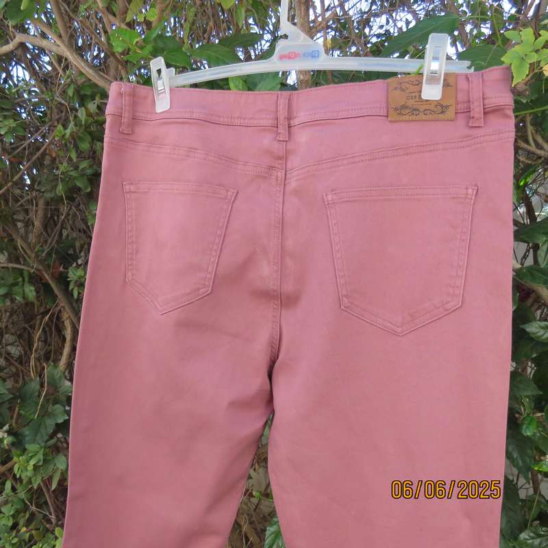 OBR DENIM  bootcut jeans in thulian pink size 42. Stretch cotton. As new
