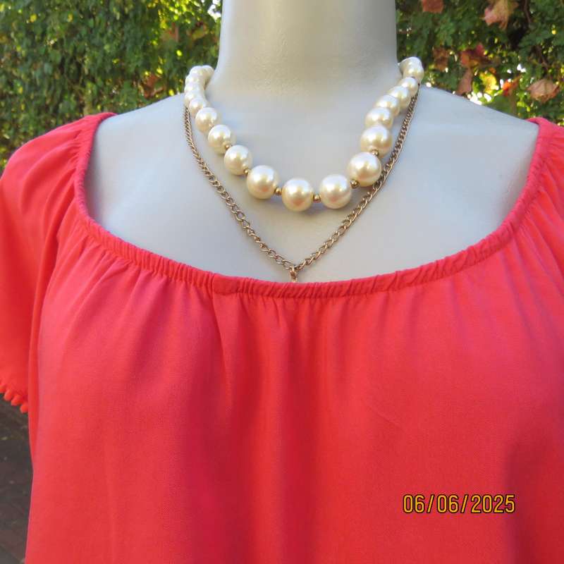 Crimson capped sleeve slip over viscose top size 36 in blouson style,